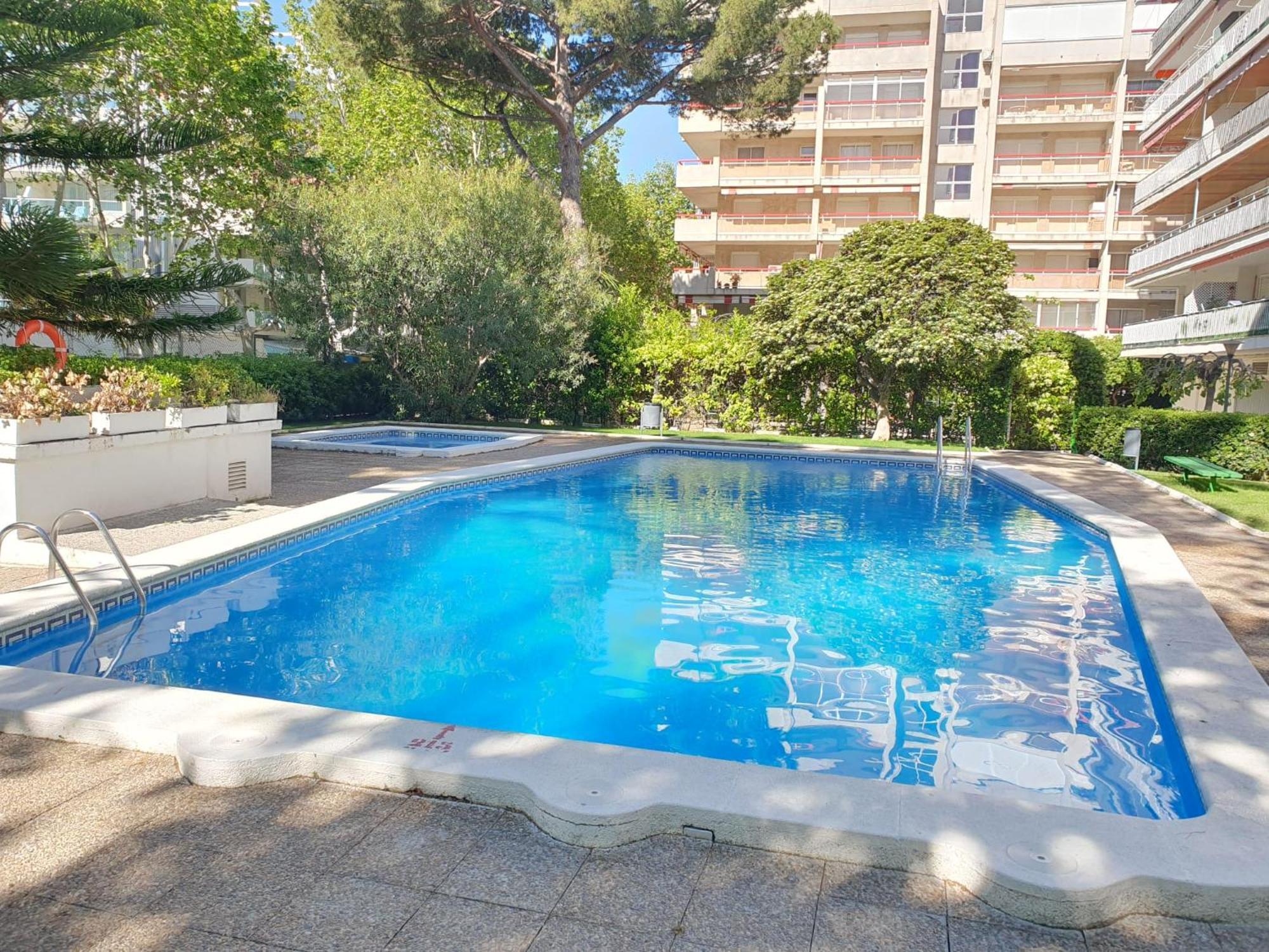 Apartamento Centrico En Салоу Екстер'єр фото
